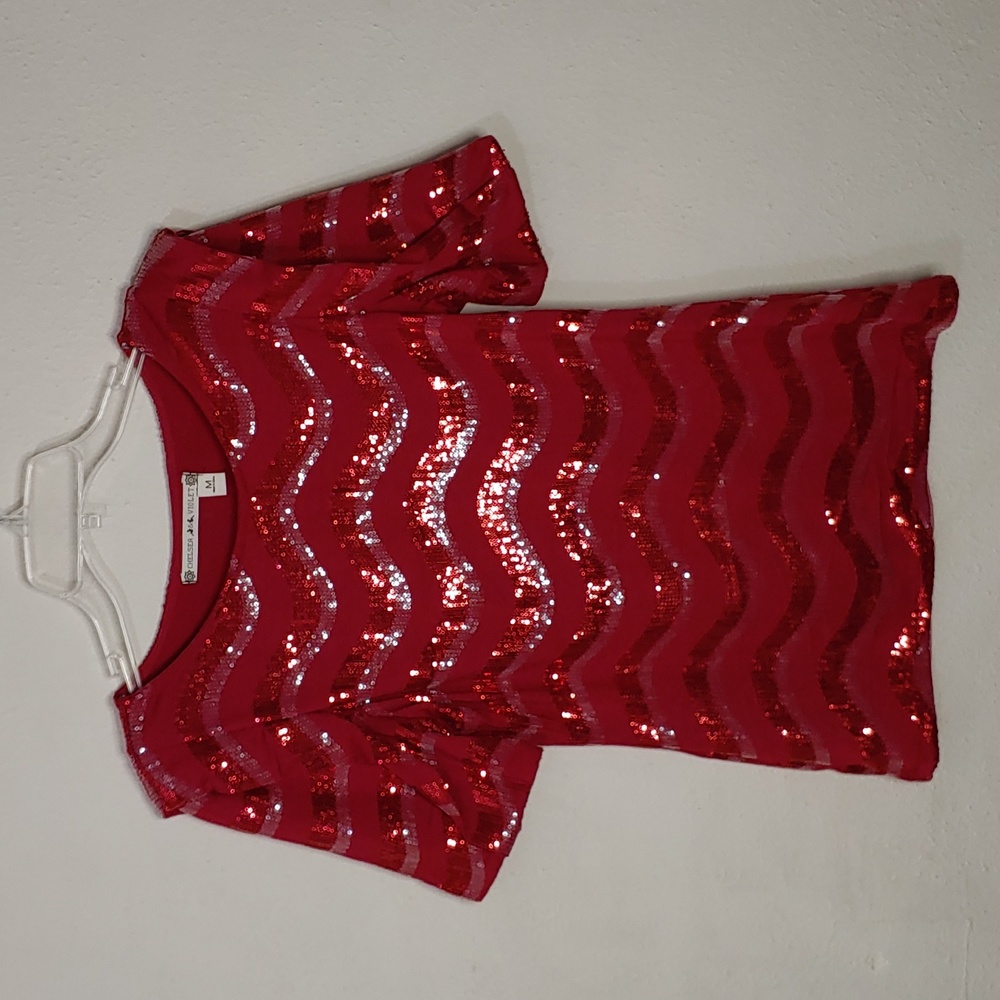 Chelsea & Violet Women's Size Medium Sequined Short Sleeve Tee